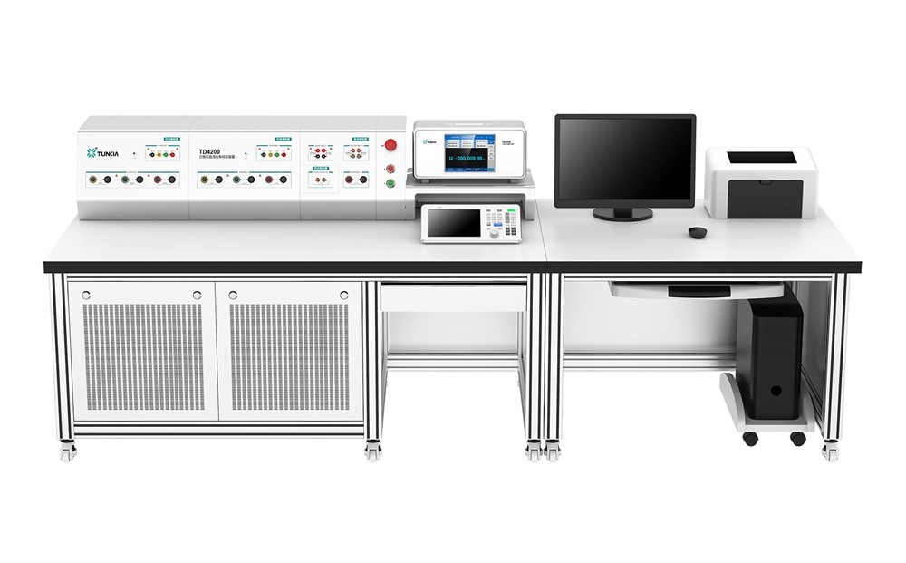 TD4200三相交直仪表检定装置图片